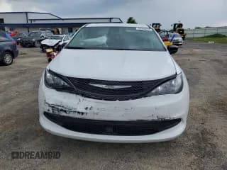 ✅ 2024 Chrysler Voyager LX • VIN: 2C4RC1CG8RR105627 • Лот: 60108234. Опубликован ранее на Copart с пробегом 5 744 миль. Бесплатный доступ к архиву аукционных продаж из США и подробный отчёт об истории автомобиля на DreamBid. Изображение 5.