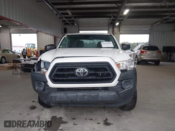 ✅ 2021 Toyota Tacoma SR • VIN: 3TYRX5GN5MT011455 • Lot: 43523058. Wystawiony na IAAI z przebiegiem 66 231 mil. Bezpłatny archiwum sprzedaży aukcyjnych z USA i szczegółowy raport historii pojazdu na DreamBid. Zdjęcie 12.