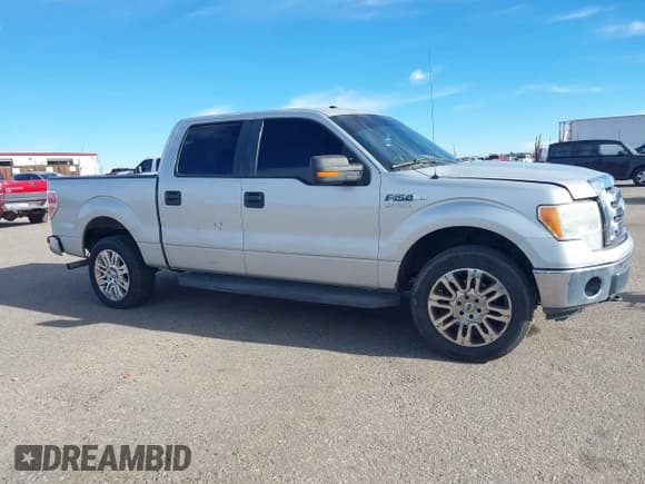 ✅ 2011 Ford F-150 XLT • VIN: 1FTFW1ET6BKD32002 • Lot: 43888036. Listed on IAAI with 319,698 mi. Free auction sales archive from the USA and detailed vehicle history report at DreamBid. Image 13.