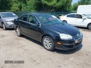 ✅ 2010 Volkswagen Jetta SE • VIN: 3VWRZ7AJ9AM042787 • Lot: 42466773. Listed on IAAI with 144,829 mi. Free auction sales archive from the USA and detailed vehicle history report at DreamBid. Image 1.