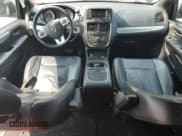 ✅ 2019 Dodge Grand Caravan GT • VIN: 2C4RDGEG5KR743319 • Лот: 71789795. Опубликован ранее на Copart с пробегом 328 050 миль. Бесплатный доступ к архиву аукционных продаж из США и подробный отчёт об истории автомобиля на DreamBid. Изображение 8.