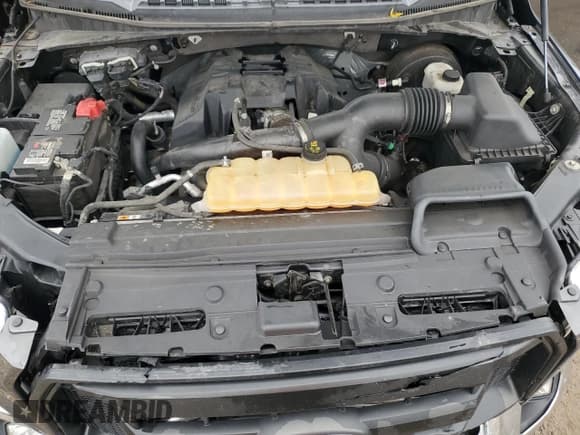 ✅ 2017 Ford F-150 XL • VIN: 1FTEX1CP3HFC50843 • Lot: 93196945. Wystawiony na Copart z przebiegiem 101 265 mil. Bezpłatny archiwum sprzedaży aukcyjnych z USA i szczegółowy raport historii pojazdu na DreamBid. Zdjęcie 11.