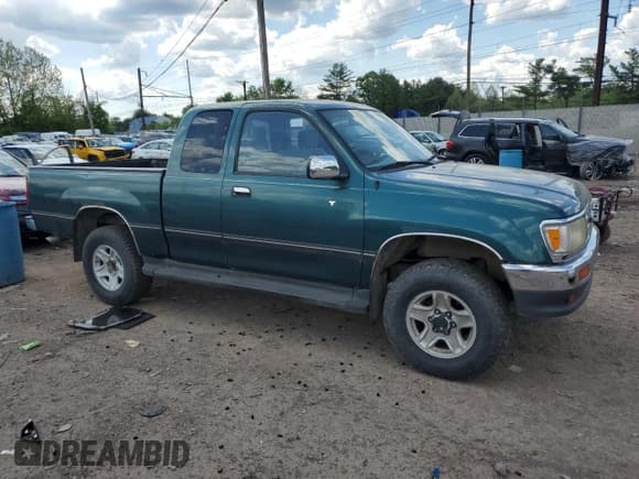 ✅ 1997 Toyota T100 SR5 • VIN: JT4UN24D3V0050569 • Лот: 56360705. Опубликован ранее на Copart с пробегом 156 355 миль. Бесплатный доступ к архиву аукционных продаж из США и подробный отчёт об истории автомобиля на DreamBid. Изображение 4.