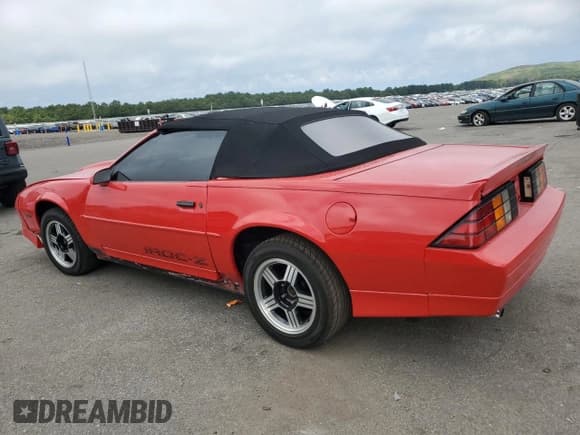 ✅ 1988 Chevrolet Camaro • VIN: 1G1FP31E2JL118903 • Лот: 68649025. Опубликован ранее на Copart с пробегом 6 530 миль. Бесплатный доступ к архиву аукционных продаж из США и подробный отчёт об истории автомобиля на DreamBid. Изображение 2.
