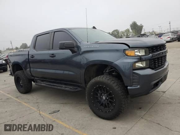 2020 Chevrolet Silverado 1500 Custom с VIN 3GCUYBEF6LG101921, выставлен на аукционе Copart как лот 91309995 с пробегом 72 945 миль миль и Списание • Salvage title. История ставок и продаж доступна на DreamBid. Изображение 4.