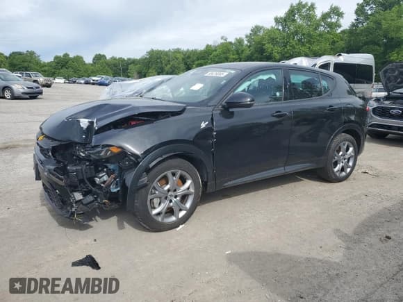 ✅ 2024 Dodge Hornet R/T • VIN: ZACPDFCW5R3A32513 • Lot: 58426005. Listed on Copart with 26,849 mi. Free auction sales archive from the USA and detailed vehicle history report at DreamBid. Image 1.