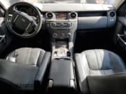 ✅ 2016 Land Rover LR4 HSE • VIN: SALAG2V60GA830841 • Lot: 81716095. Wystawiony na Copart z przebiegiem 81 818 mil. Bezpłatny archiwum sprzedaży aukcyjnych z USA i szczegółowy raport historii pojazdu na DreamBid. Zdjęcie 8.