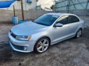 ✅ 2015 Volkswagen Jetta GLI SEL • VIN: 3VW5T7AJ5FM277260 • Лот: 86894715. Опубликован ранее на Copart с пробегом 217 135 миль. Бесплатный доступ к архиву аукционных продаж из США и подробный отчёт об истории автомобиля на DreamBid. Изображение 1.