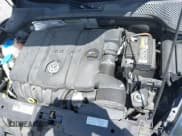 ✅ 2014 Volkswagen Beetle 2.5L w/Sound/Nav • VIN: 3VW5P7AT3EM803079 • Lot: 42025851. Wystawiony na IAAI z przebiegiem 101 028 mil. Bezpłatny archiwum sprzedaży aukcyjnych z USA i szczegółowy raport historii pojazdu na DreamBid. Zdjęcie 10.