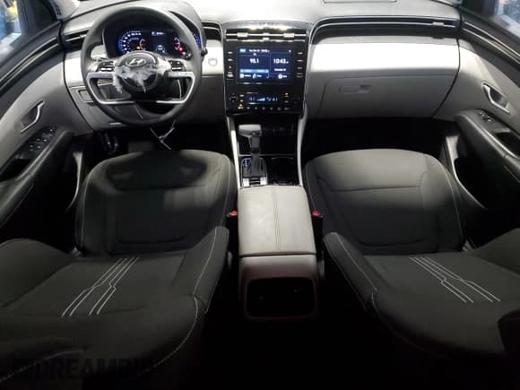 ✅ 2024 Hyundai Tucson SEL • VIN: 5NMJBCDE7RH349966 • Lot: 86188464. Wystawiony na Copart z przebiegiem 20 392 mil. Bezpłatny archiwum sprzedaży aukcyjnych z USA i szczegółowy raport historii pojazdu na DreamBid. Zdjęcie 8.