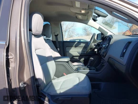 2016 Chevrolet Colorado 4WD WT z VIN 1GCGTBE39G1310334, wystawiony jako IAAI lot #41109761 z przebiegiem 178 732 mil mil oraz . Historia ofert i sprzedaży dostępna na DreamBid. Obrazek 5.