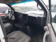 ✅ 2008 Chevrolet Express Cargo • VIN: 1GCFG15X981138949 • Лот: 43794665. Опубликован ранее на IAAI с пробегом 216 089 миль. Бесплатный доступ к архиву аукционных продаж из США и подробный отчёт об истории автомобиля на DreamBid. Изображение 5.