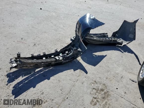 ✅ 2019 Dodge Charger Police • VIN: 2C3CDXKT4KH600427 • Lot: 85936685. Wystawiony na Copart z przebiegiem 126 685 mil. Bezpłatny archiwum sprzedaży aukcyjnych z USA i szczegółowy raport historii pojazdu na DreamBid. Zdjęcie 12.