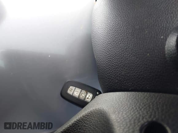 ✅ 2012 Hyundai Azera • VIN: KMHFG4JG9CA149848 • Лот: 41658387. Опубликован ранее на IAAI с пробегом 164 933 миль. Бесплатный доступ к архиву аукционных продаж из США и подробный отчёт об истории автомобиля на DreamBid. Изображение 11.