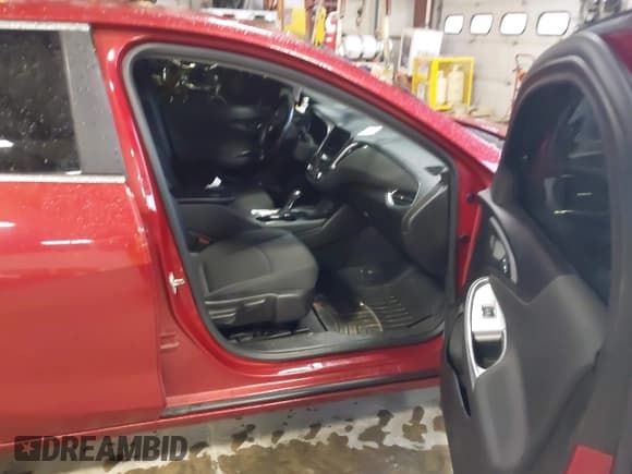 ✅ 2016 Chevrolet Malibu Hybrid • VIN: 1G1ZJ5SU0GF310084 • Lot: 43388707. Listed on IAAI with 141,678 mi. Free auction sales archive from the USA and detailed vehicle history report at DreamBid. Image 5.