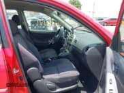 ✅ 2004 Pontiac Vibe • VIN: 5Y2SL62874Z411841 • Lot: 42502429. Wystawiony na IAAI z przebiegiem 238 276 mil. Bezpłatny archiwum sprzedaży aukcyjnych z USA i szczegółowy raport historii pojazdu na DreamBid. Zdjęcie 5.