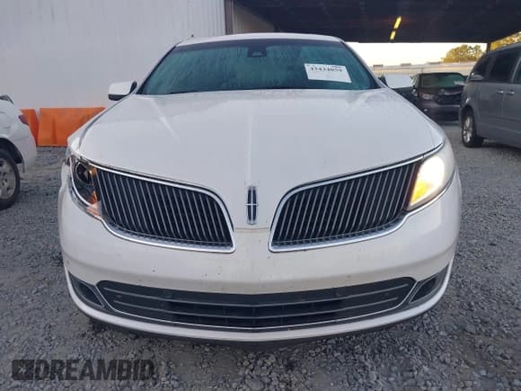 ✅ 2015 Lincoln MKS • VIN: 1LNHL9DK5FG605699 • Lot: 43434059. Wystawiony na IAAI z przebiegiem 156 827 mil. Bezpłatny archiwum sprzedaży aukcyjnych z USA i szczegółowy raport historii pojazdu na DreamBid. Zdjęcie 12.