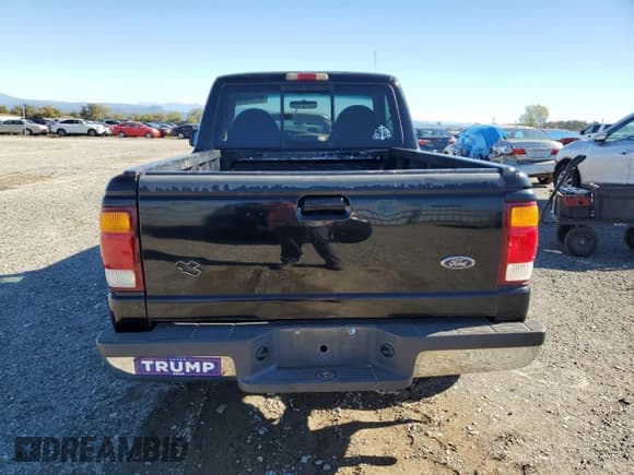 ✅ 1998 Ford Ranger XL • VIN: 1FTYR10C7WPB17678 • Лот: 90399645. Опубликован ранее на Copart с пробегом 230 879 миль. Бесплатный доступ к архиву аукционных продаж из США и подробный отчёт об истории автомобиля на DreamBid. Изображение 6.