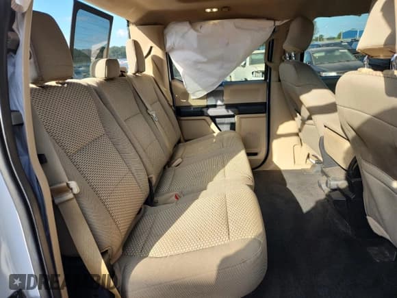 ✅ 2015 Ford F-150 XLT • VIN: 1FTEW1C84FKD19894 • Lot: 82383325. Wystawiony na Copart z przebiegiem 230 738 mil. Bezpłatny archiwum sprzedaży aukcyjnych z USA i szczegółowy raport historii pojazdu na DreamBid. Zdjęcie 10.