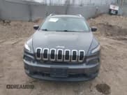 ✅ 2015 Jeep Cherokee Latitude • VIN: 1C4PJMCS2FW523915 • Lot: 43723409. Wystawiony na IAAI z przebiegiem 162 127 mil. Bezpłatny archiwum sprzedaży aukcyjnych z USA i szczegółowy raport historii pojazdu na DreamBid. Zdjęcie 12.