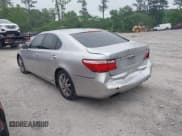 ✅ 2008 Lexus LS 460 • VIN: JTHBL46F785075472 • Lot: 42138764. Listed on IAAI with 187,568 mi. Free auction sales archive from the USA and detailed vehicle history report at DreamBid. Image 3.