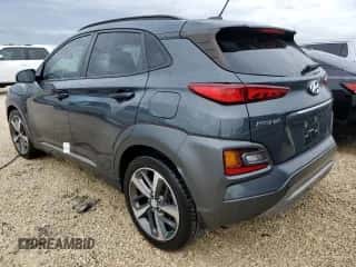2018 Hyundai Kona Ultimate z VIN KM8K53A50JU068844, wystawiony jako Copart lot #67869602 z przebiegiem 79 706 mil mil oraz . Historia ofert i sprzedaży dostępna na DreamBid. Obrazek 2.