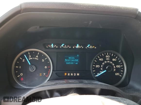 ✅ 2018 Ford F-150 XL • VIN: 1FTEW1E50JKD31035 • Lot: 85318795. Listed on Copart with 160,518 mi. Free auction sales archive from the USA and detailed vehicle history report at DreamBid. Image 9.