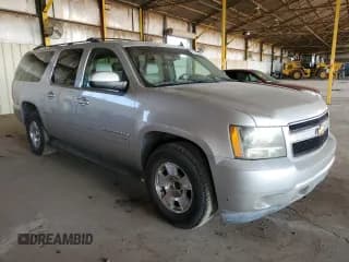 ✅ 2007 Chevrolet Suburban LT • VIN: 3GNFC16J77G120897 • Lot: 70855734. Wystawiony na Copart z przebiegiem Nie podano. Bezpłatny archiwum sprzedaży aukcyjnych z USA i szczegółowy raport historii pojazdu na DreamBid. Zdjęcie 4.