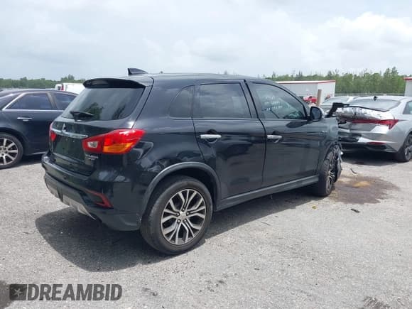 ✅ 2019 Mitsubishi Outlander ES • VIN: JA4AP3AU8KU004080 • Lot: 42920992. Listed on IAAI with 84,889 mi. Free auction sales archive from the USA and detailed vehicle history report at DreamBid. Image 4.