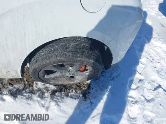 2019 Hyundai Veloster Premium with VIN KMHTG6AFXKU018415, listed as a IAAI auction lot 41575175 with 71,978 mi miles and . Bid and sale history available at DreamBid. Image 18.