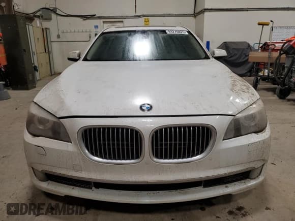 ✅ 2010 BMW 7 Series 750i xDrive • VIN: WBAKC6C57ACL67811 • Lot: 93270825. Listed on Copart with 183,890 mi. Free auction sales archive from the USA and detailed vehicle history report at DreamBid. Image 5.
