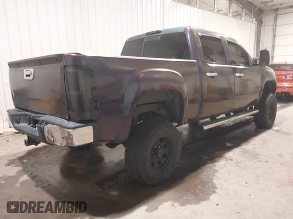 ✅ 2007 GMC Sierra 1500 • VIN: 2GTEK13Y671700496 • Лот: 41233730. Опубликован ранее на IAAI с пробегом 225 186 миль. Бесплатный доступ к архиву аукционных продаж из США и подробный отчёт об истории автомобиля на DreamBid. Изображение 4.