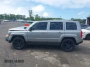 ✅ 2017 Jeep Patriot High Altitude • VIN: 1C4NJRFB1HD127957 • Lot: 42297119. Listed on IAAI with 77,601 mi. Free auction sales archive from the USA and detailed vehicle history report at DreamBid. Image 14.