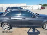 ✅ 2013 Mercedes-Benz C 250 Sport • VIN: WDDGF4HB0DR247150 • Lot: 40452826. Wystawiony na IAAI z przebiegiem 143 160 mil. Bezpłatny archiwum sprzedaży aukcyjnych z USA i szczegółowy raport historii pojazdu na DreamBid. Zdjęcie 14.