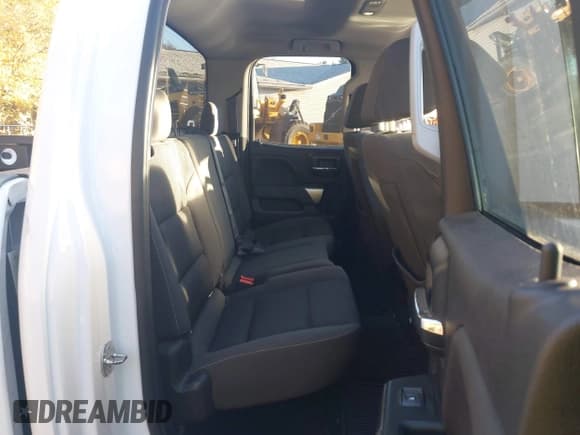 ✅ 2018 Chevrolet Silverado 1500 LT • VIN: 1GCRCREH8JZ162392 • Лот: 43517044. Опубликован ранее на IAAI с пробегом 226 640 миль. Бесплатный доступ к архиву аукционных продаж из США и подробный отчёт об истории автомобиля на DreamBid. Изображение 8.