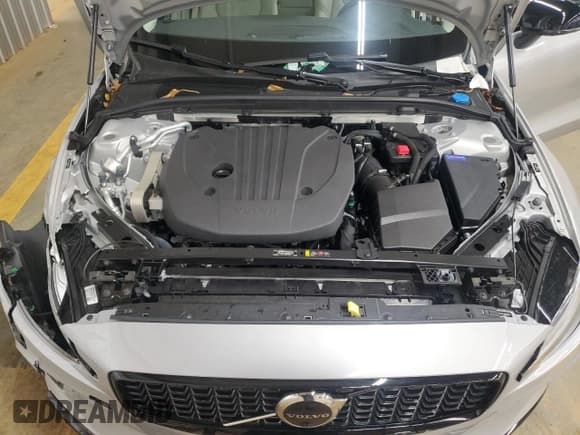 ✅ 2024 Volvo S60 Plus Dark Theme • VIN: 7JRL12TL2RG319272 • Lot: 90415805. Wystawiony na Copart z przebiegiem 9 944 mil. Bezpłatny archiwum sprzedaży aukcyjnych z USA i szczegółowy raport historii pojazdu na DreamBid. Zdjęcie 11.