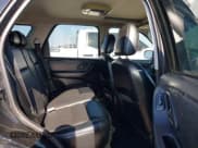 ✅ 2005 Ford Escape Limited • VIN: 1FMCU04145KB62368 • Lot: 43707206. Listed on IAAI with 162,495 mi. Free auction sales archive from the USA and detailed vehicle history report at DreamBid. Image 8.