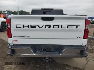 ✅ 2019 Chevrolet Silverado 1500 LTZ • VIN: 1GCUYGED0KZ160425 • Lot: 69425134. Wystawiony na Copart z przebiegiem 78 286 mil. Bezpłatny archiwum sprzedaży aukcyjnych z USA i szczegółowy raport historii pojazdu na DreamBid. Zdjęcie 6.