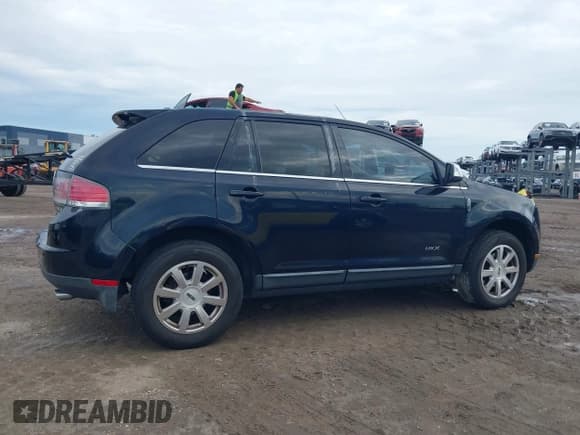 ✅ 2008 Lincoln MKX • VIN: 2LMDU68C08BJ21922 • Lot: 43094773. Wystawiony na IAAI z przebiegiem 245 322 mil. Bezpłatny archiwum sprzedaży aukcyjnych z USA i szczegółowy raport historii pojazdu na DreamBid. Zdjęcie 13.