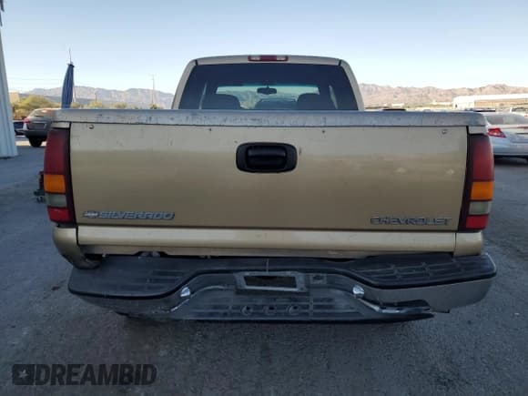 ✅ 1999 Chevrolet Silverado 1500 LS • VIN: 2GCEK19T9X1290143 • Лот: 73399264. Опубликован ранее на Copart с пробегом 277 950 миль. Бесплатный доступ к архиву аукционных продаж из США и подробный отчёт об истории автомобиля на DreamBid. Изображение 6.