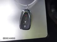 ✅ 2022 Chevrolet Bolt EV 2LT • VIN: 1G1FX6S08N4119154 • Lot: 42484203. Wystawiony na IAAI z przebiegiem 48 613 mil. Bezpłatny archiwum sprzedaży aukcyjnych z USA i szczegółowy raport historii pojazdu na DreamBid. Zdjęcie 11.