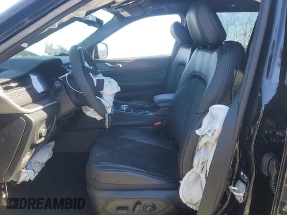 ✅ 2025 Jeep Grand Cherokee Altitude X • VIN: 1C4RJHAG7SC292536 • Lot: 47192705. Listed on Copart with 538 mi. Free auction sales archive from the USA and detailed vehicle history report at DreamBid. Image 7.