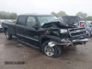 ✅ 2006 Chevrolet Silverado 2500HD LT3 • VIN: 1GCHK23D66F200054 • Лот: 42301893. Опубликован ранее на IAAI с пробегом 165 624 миль. Бесплатный доступ к архиву аукционных продаж из США и подробный отчёт об истории автомобиля на DreamBid. Изображение 1.