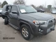 ✅ 2015 Toyota 4Runner SR5 • VIN: JTEZU5JR7F5094469 • Lot: 43757922. Wystawiony na IAAI z przebiegiem 143 426 mil. Bezpłatny archiwum sprzedaży aukcyjnych z USA i szczegółowy raport historii pojazdu na DreamBid. Zdjęcie 1.