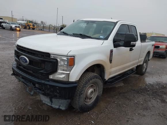 ✅ 2022 Ford F-250 XL • VIN: 1FT7X2B67NEF29253 • Лот: 43422167. Опубликован ранее на IAAI с пробегом 171 777 миль. Бесплатный доступ к архиву аукционных продаж из США и подробный отчёт об истории автомобиля на DreamBid. Изображение 6.