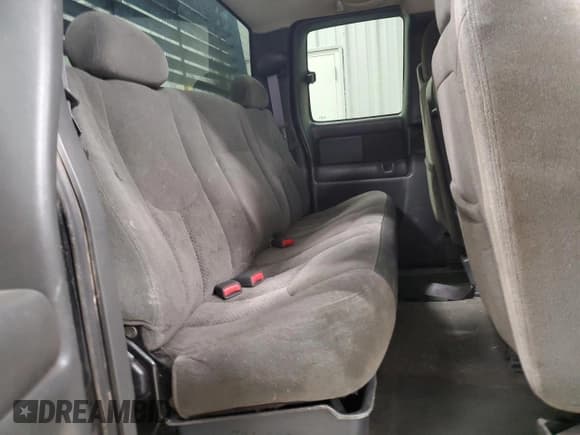 ✅ 2003 Chevrolet Silverado 3500 LS • VIN: 1GCJK39143E219868 • Lot: 73977944. Listed on Copart with 253,740 mi. Free auction sales archive from the USA and detailed vehicle history report at DreamBid. Image 10.