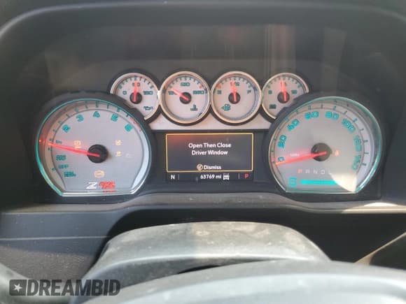 ✅ 2019 Chevrolet Silverado 1500 • VIN: 0K1175584768 • Лот: 63298294. Опубликован ранее на Copart с пробегом 63 769 миль. Бесплатный доступ к архиву аукционных продаж из США и подробный отчёт об истории автомобиля на DreamBid. Изображение 9.