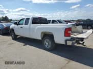 ✅ 2009 Chevrolet Silverado 2500HD Work Truck • VIN: 1GCHC49K99E100913 • Лот: 70993945. Опубликован ранее на Copart с пробегом Не указан. Бесплатный доступ к архиву аукционных продаж из США и подробный отчёт об истории автомобиля на DreamBid. Изображение 2.