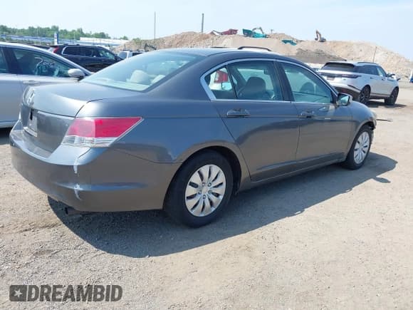 ✅ 2010 Honda Accord LX • VIN: 1HGCP2F32AA022276 • Lot: 42491671. Listed on IAAI with 136,962 mi. Free auction sales archive from the USA and detailed vehicle history report at DreamBid. Image 4.