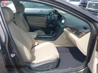 ✅ 2017 Hyundai Sonata Sport • VIN: 5NPE34AF0HH577987 • Лот: 43080727. Опубликован ранее на IAAI с пробегом 65 256 миль. Бесплатный доступ к архиву аукционных продаж из США и подробный отчёт об истории автомобиля на DreamBid. Изображение 5.